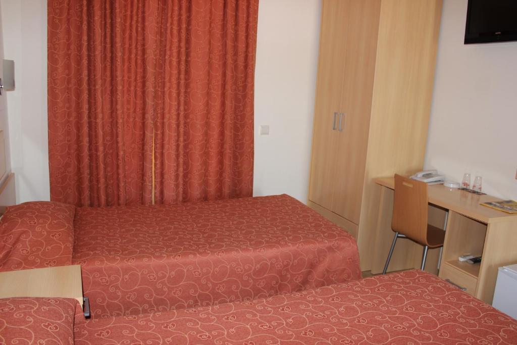 Dom Fernando II Loulé Quarto foto